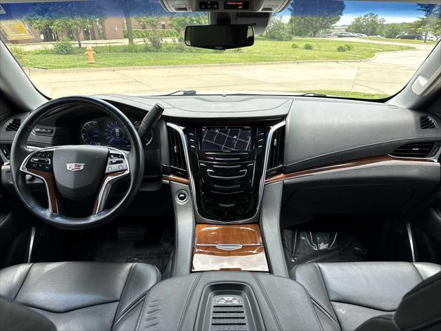 2018 Cadillac Escalade Luxury