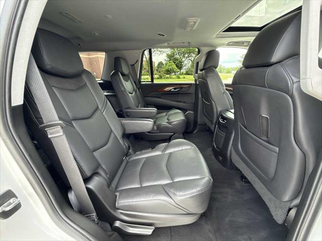 2018 Cadillac Escalade Luxury
