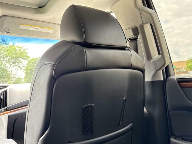 2018 Cadillac Escalade Luxury