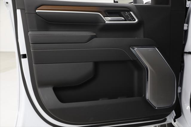 2026 GMC Sierra 2500HD Crew Cab, Standard Bed, Denali, 4WD