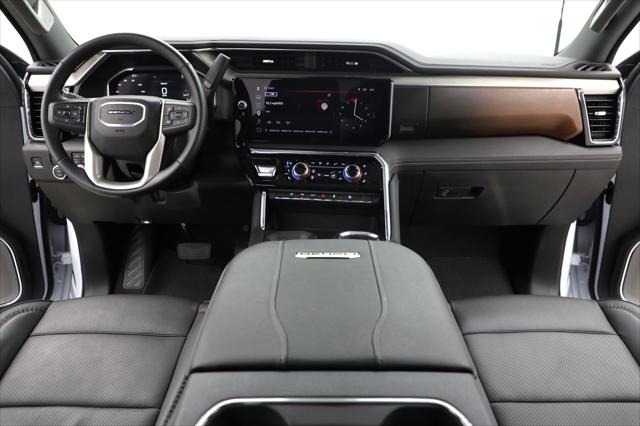 2026 GMC Sierra 2500HD Crew Cab, Standard Bed, Denali, 4WD