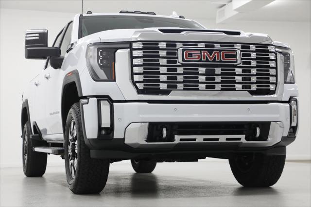2026 GMC Sierra 2500HD Crew Cab, Standard Bed, Denali, 4WD