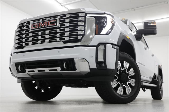 2026 GMC Sierra 2500HD Crew Cab, Standard Bed, Denali, 4WD