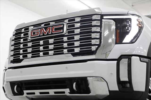 2026 GMC Sierra 2500HD Crew Cab, Standard Bed, Denali, 4WD