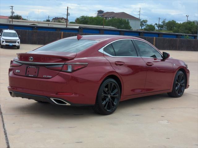 2024 Lexus ES 350 F SPORT Handling