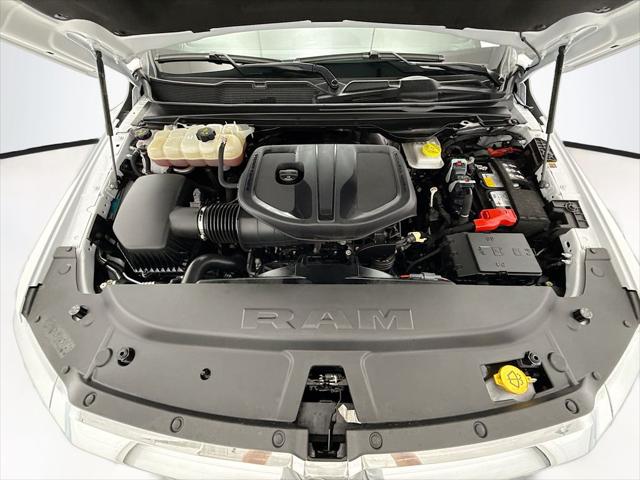 2025 Ram 1500 Big Horn Crew Cab 4x4 5'7" Box