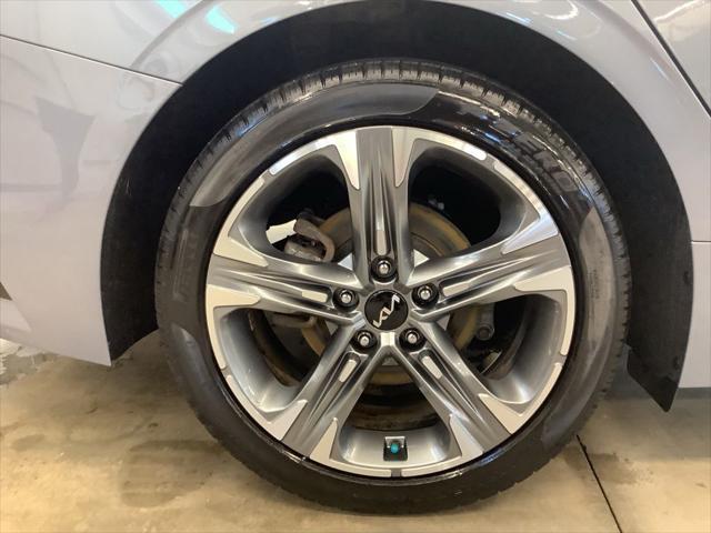 2024 Kia K5 EX