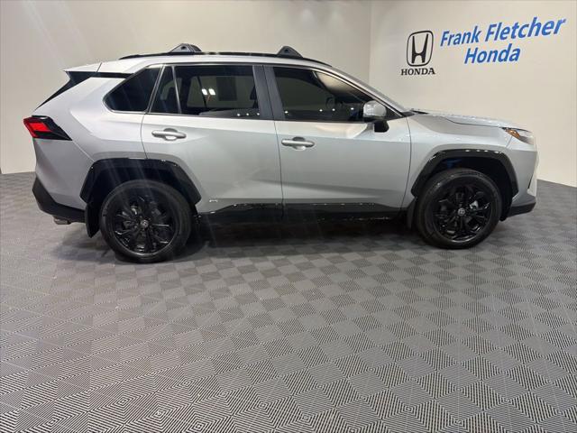 2024 Toyota RAV4 Hybrid SE