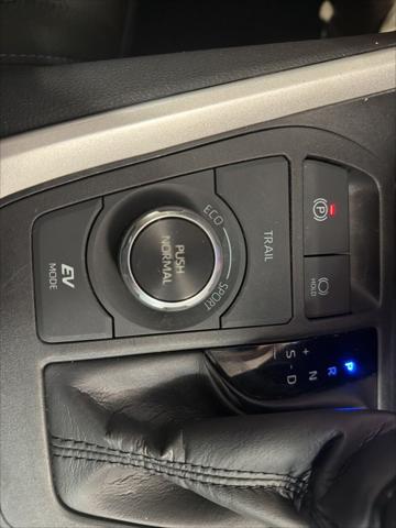 2024 Toyota RAV4 Hybrid SE