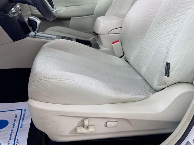 2011 Subaru Legacy 2.5i Premium