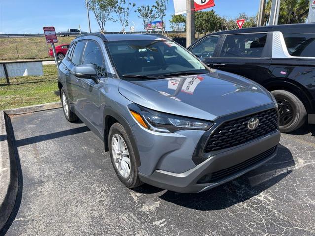 2024 Toyota Corolla Cross LE