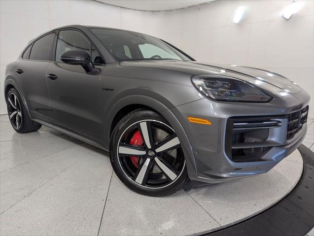 2025 Porsche Cayenne E-Hybrid Turbo