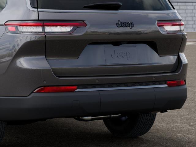 2026 Jeep Grand Cherokee L Altitude 4x2