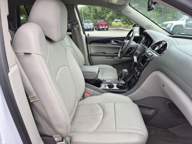 2017 Buick Enclave Leather