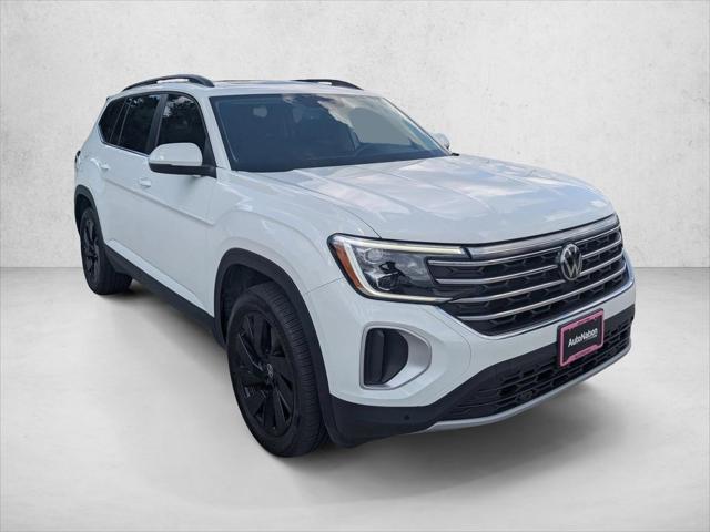 2025 Volkswagen Atlas 2.0T SE w/Technology