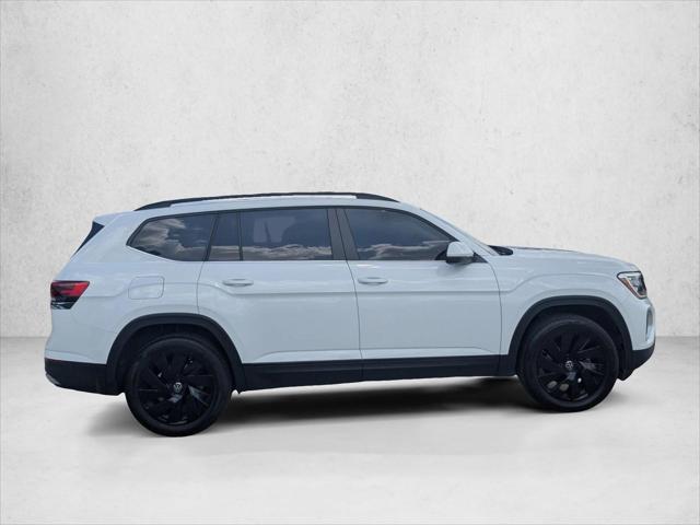 2025 Volkswagen Atlas 2.0T SE w/Technology