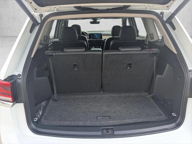 2025 Volkswagen Atlas 2.0T SE w/Technology