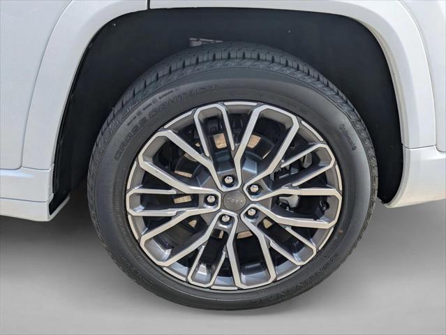 2025 Jeep Grand Cherokee L Summit Reserve 4x4