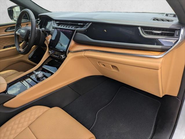 2025 Jeep Grand Cherokee L Summit Reserve 4x4