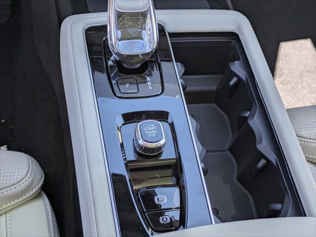 2026 Volvo XC90 Plug-In Hybrid Ultra Dark Theme, T8 AWD, Electric/Gasoline, 7 Seats