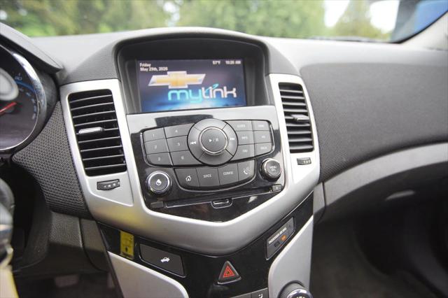 2015 Chevrolet Cruze 1LT Manual