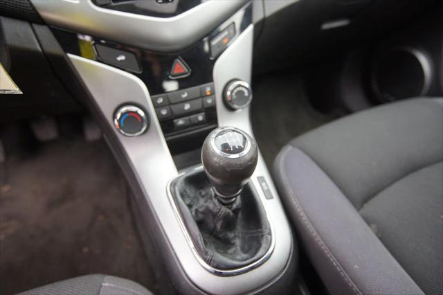 2015 Chevrolet Cruze 1LT Manual