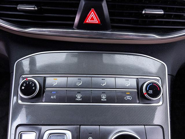 2021 Hyundai Santa Fe SE