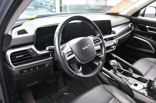 2024 Kia Telluride LX