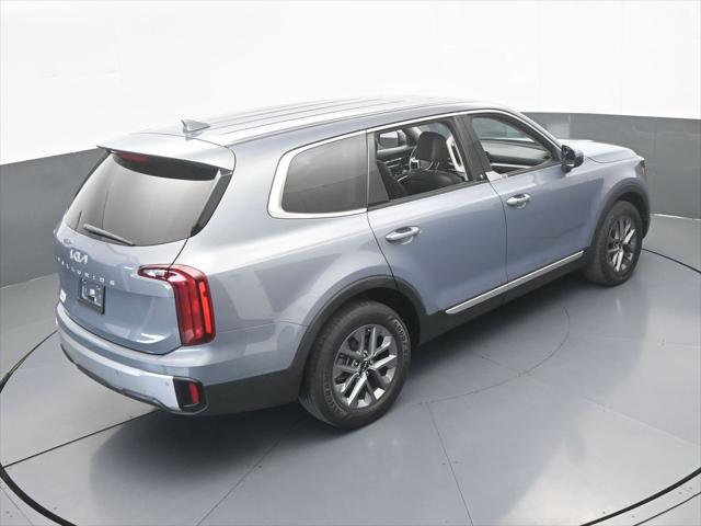 2024 Kia Telluride LX