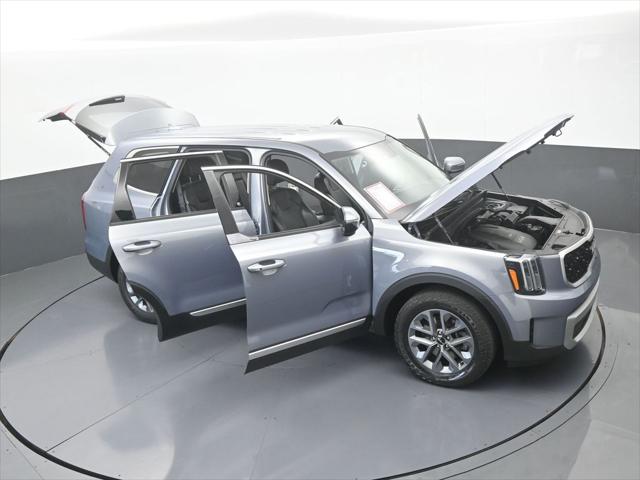 2024 Kia Telluride LX