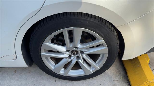 2023 Lexus IS 300 300
