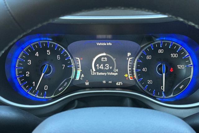 2027 Chrysler Pacifica Pacifica Select