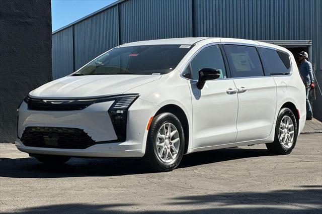 2027 Chrysler Pacifica Pacifica Select