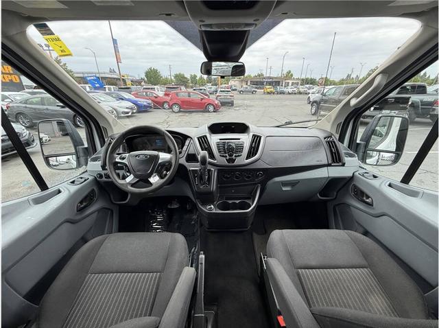 2017 Ford Transit XLT