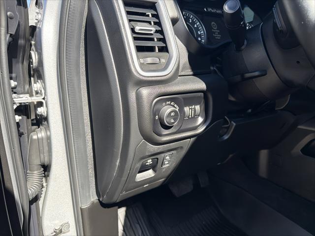 2025 Ram 1500 Lone Star Crew Cab 4x4 5'7" Box