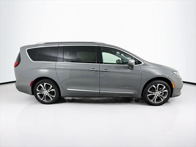 2022 Chrysler Pacifica Pinnacle AWD