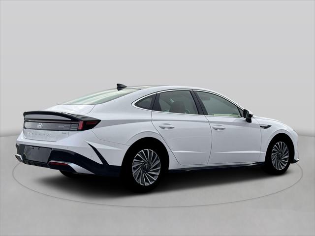 2026 Hyundai Sonata Hybrid Limited