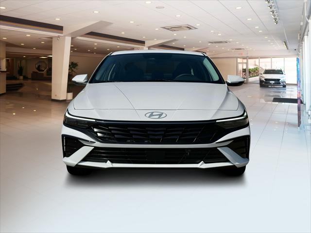 2025 Hyundai Elantra Hybrid Limited