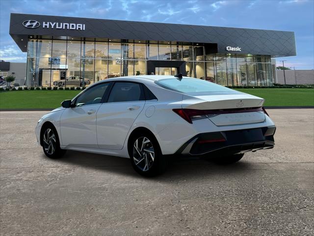 2025 Hyundai Elantra Hybrid Limited