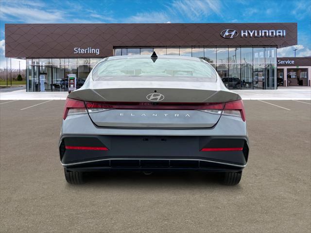 2024 Hyundai Elantra SE