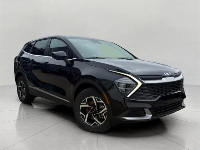 2025 Kia Sportage LX for sale in Green Bay, WI