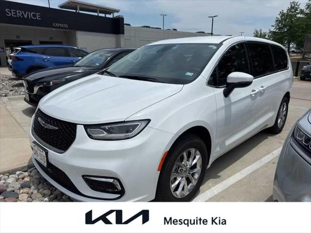 2023 Chrysler Pacifica Touring L AWD for sale in Mesquite, TX