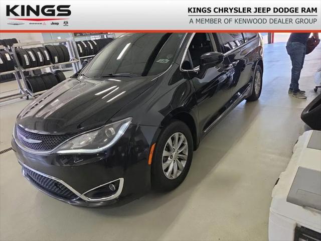 2017 Chrysler Pacifica Touring-L for sale in Cincinnati, OH