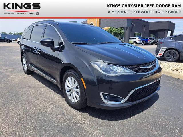 2017 Chrysler Pacifica Touring-L for sale in Cincinnati, OH