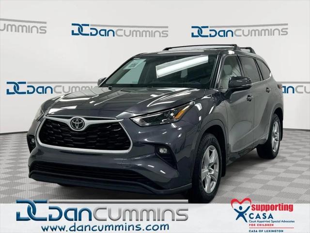 2022 Toyota Highlander LE for sale in Paris, KY
