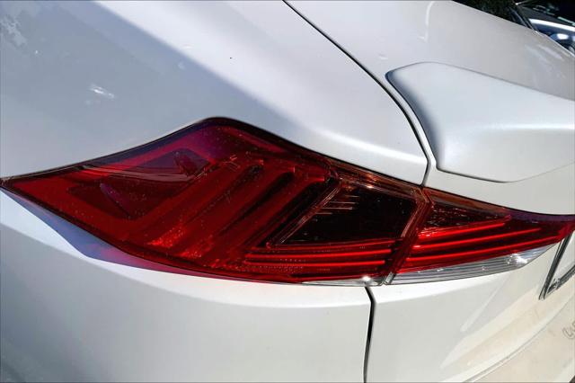 2019 Lexus IS 300 Unknown