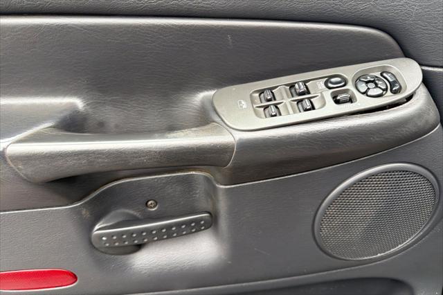 2004 Dodge Ram 2500 SLT/Laramie