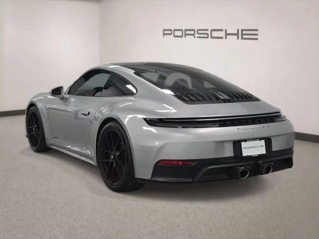 2025 Porsche 911 Carrera 4 GTS