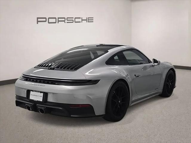2025 Porsche 911 Carrera 4 GTS