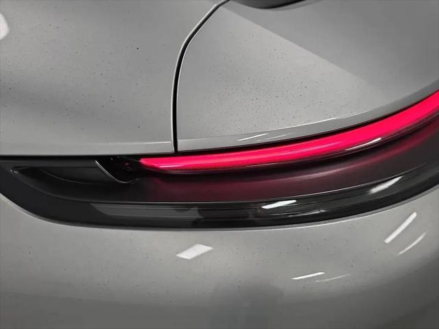 2025 Porsche 911 Carrera 4 GTS